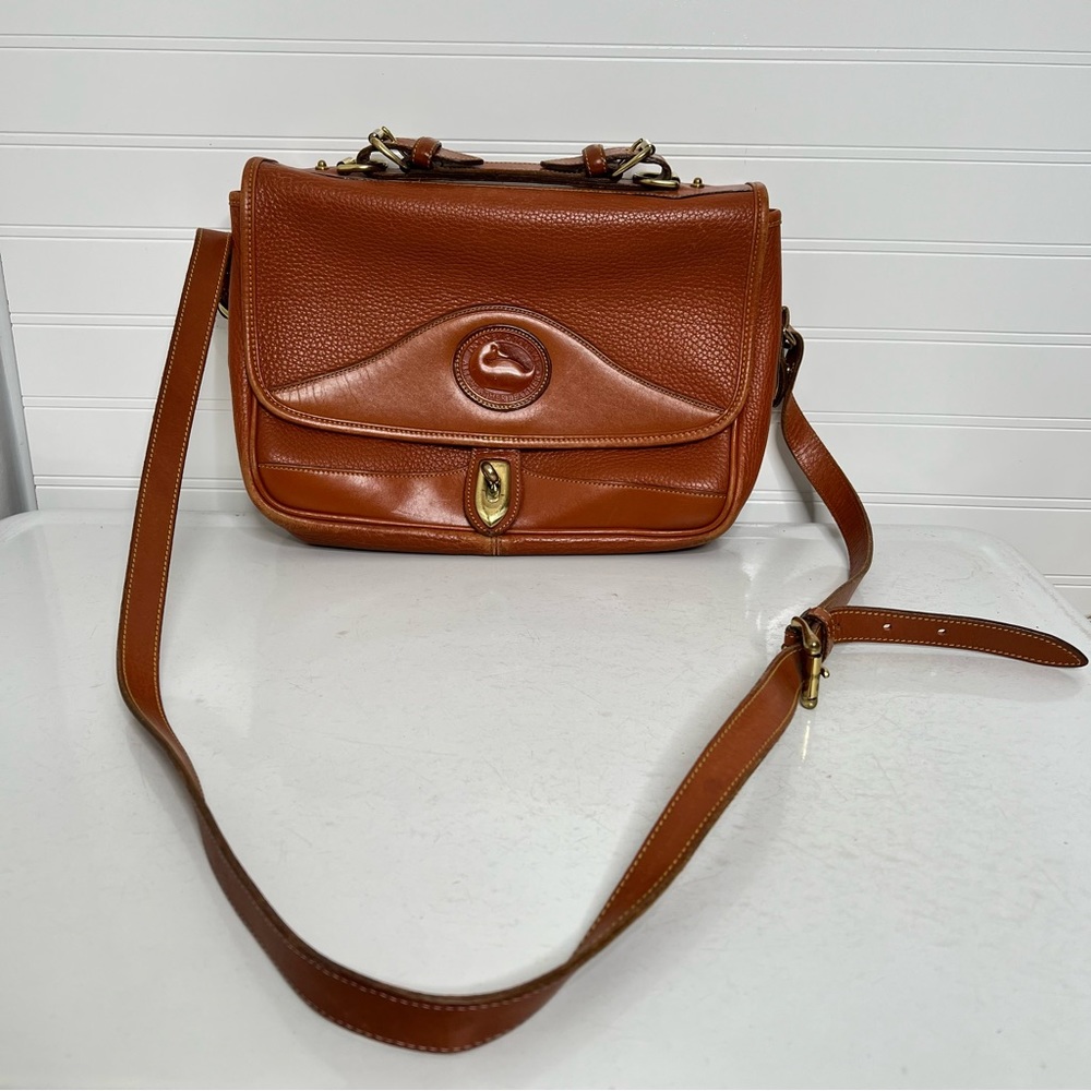 Dooney and Bourke vintage top handle shoulder carrier crossbody British tan bag - Picture 3 of 17